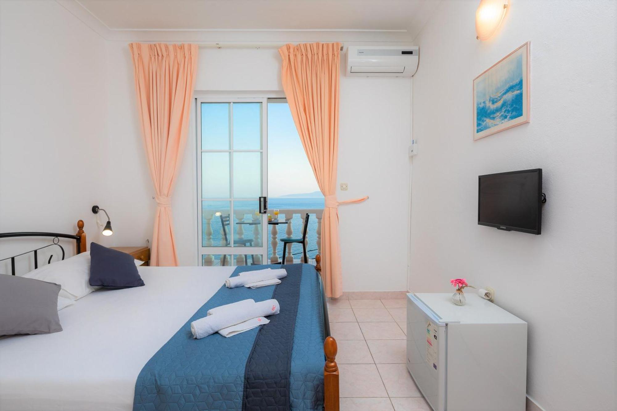 Family Beach Rooms 奥米什 客房 照片